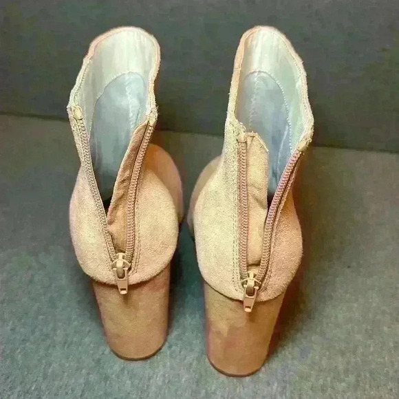 Kenneth Cole Reaction Carlyn Block Heel Booties Blush Suede Women’s Size 9.5 - Picture 6 of 15
